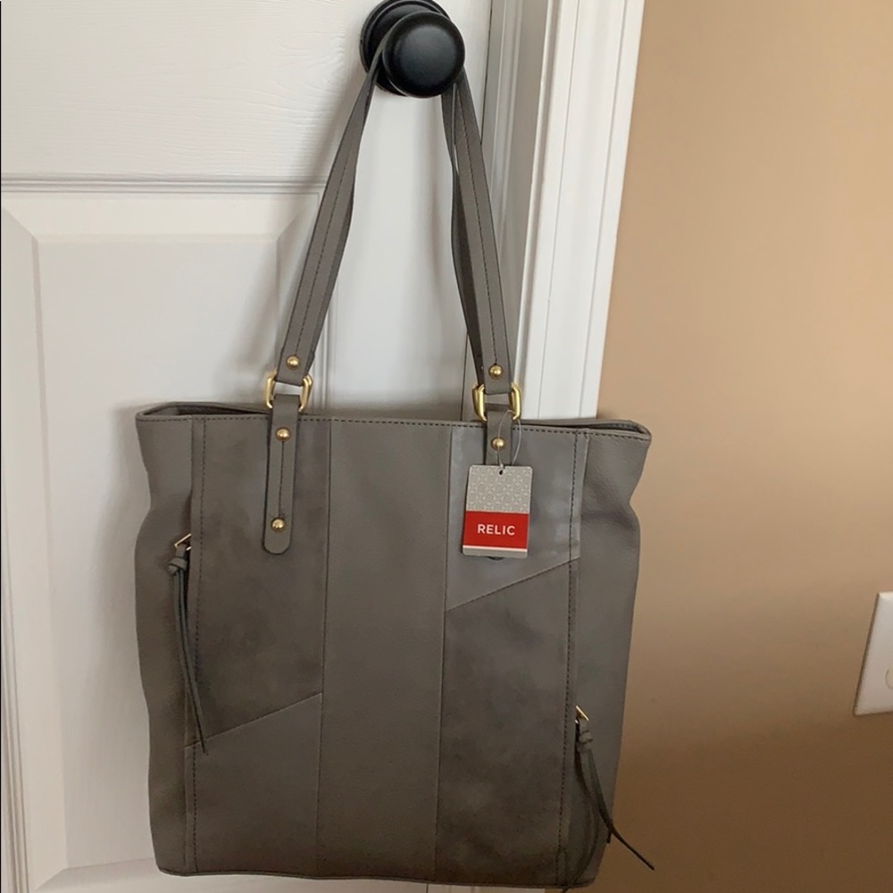 NWT RELIC TOTE ORGANIZER BAG